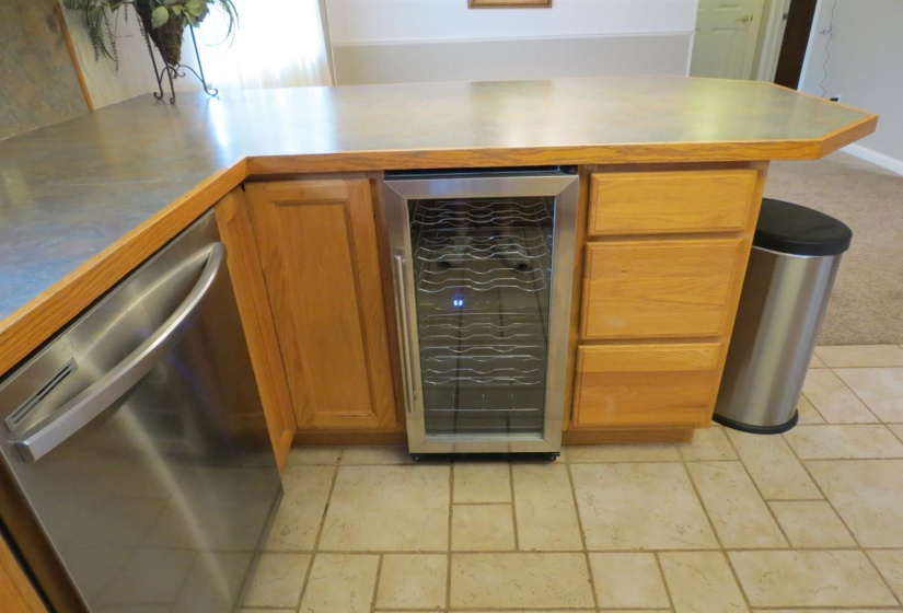 3 Bedrooms Bedrooms, ,2 BathroomsBathrooms,Residential,Single Family,14th,1,132356