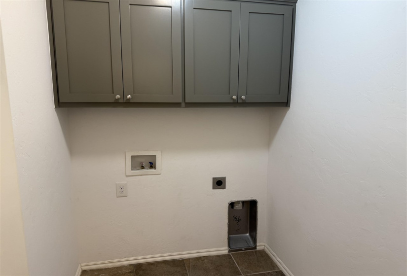 4 Bedrooms Bedrooms, 0 ,2 BathroomsBathrooms,Residential,Single Family,Landry,1,132358