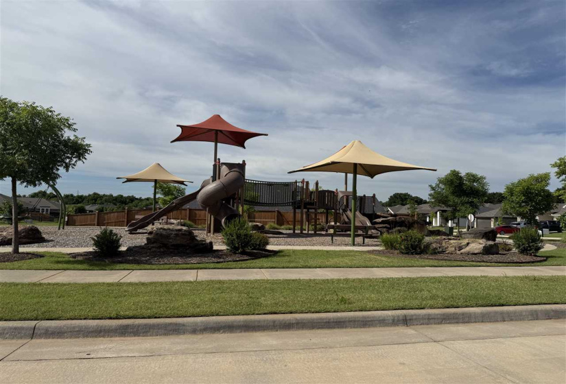 4 Bedrooms Bedrooms, 0 ,2 BathroomsBathrooms,Residential,Single Family,Landry,1,132358