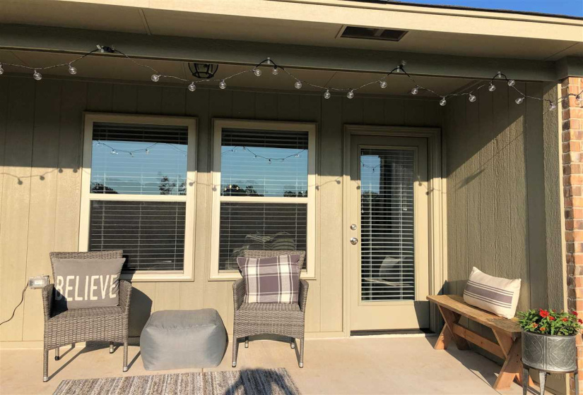 4 Bedrooms Bedrooms, 0 ,2 BathroomsBathrooms,Residential,Single Family,Landry,1,132358