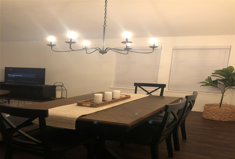 4 Bedrooms Bedrooms, 0 ,2 BathroomsBathrooms,Residential,Single Family,Landry,1,132358