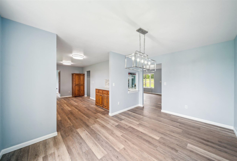 5 Bedrooms Bedrooms, ,3 BathroomsBathrooms,Residential,Single Family,Perkins,2,132359