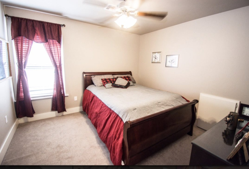 4 Bedrooms Bedrooms, ,3 BathroomsBathrooms,Residential,Single Family,Connell,1.5,132373