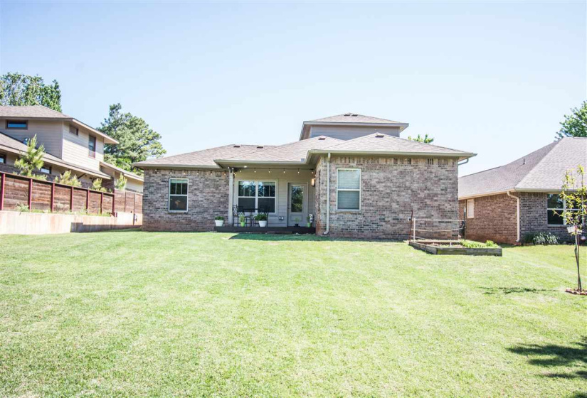 4 Bedrooms Bedrooms, ,3 BathroomsBathrooms,Residential,Single Family,Connell,1.5,132373