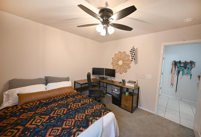 3 Bedrooms Bedrooms, 0 ,2 BathroomsBathrooms,Residential,Single Family,Windsor,1,132374