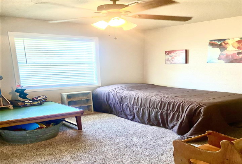 4 Bedrooms Bedrooms, ,2 BathroomsBathrooms,Residential,Single Family,Washington,1,132375