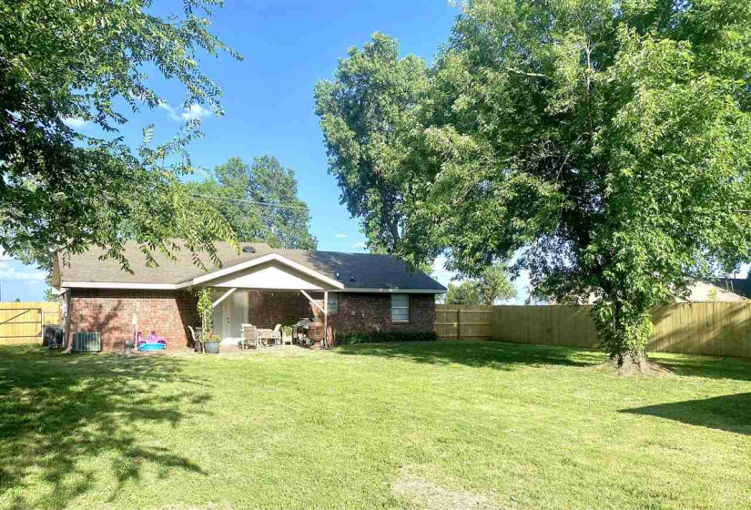 4 Bedrooms Bedrooms, ,2 BathroomsBathrooms,Residential,Single Family,Washington,1,132375