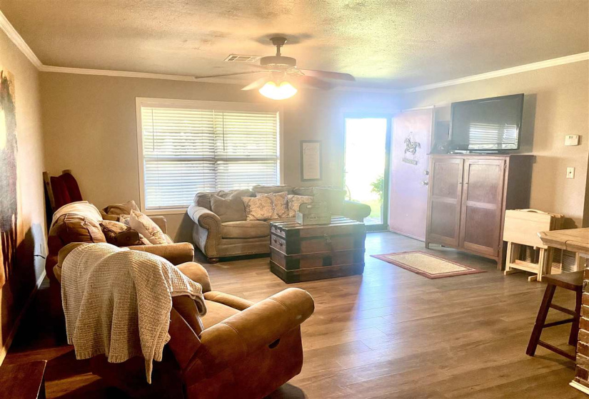4 Bedrooms Bedrooms, ,2 BathroomsBathrooms,Residential,Single Family,Washington,1,132375