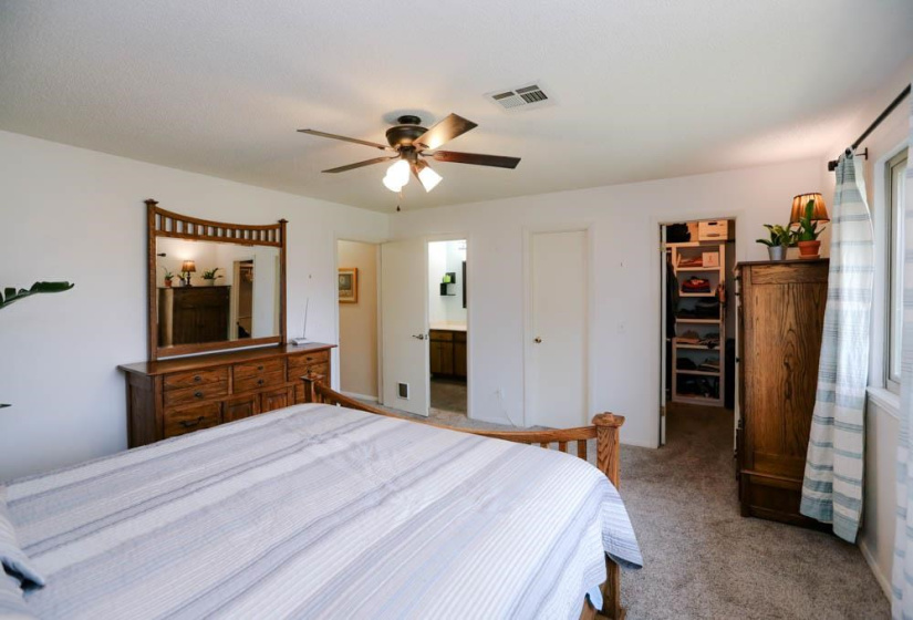 3 Bedrooms Bedrooms, 0 ,2 BathroomsBathrooms,Residential,Single Family,31st,1,132376