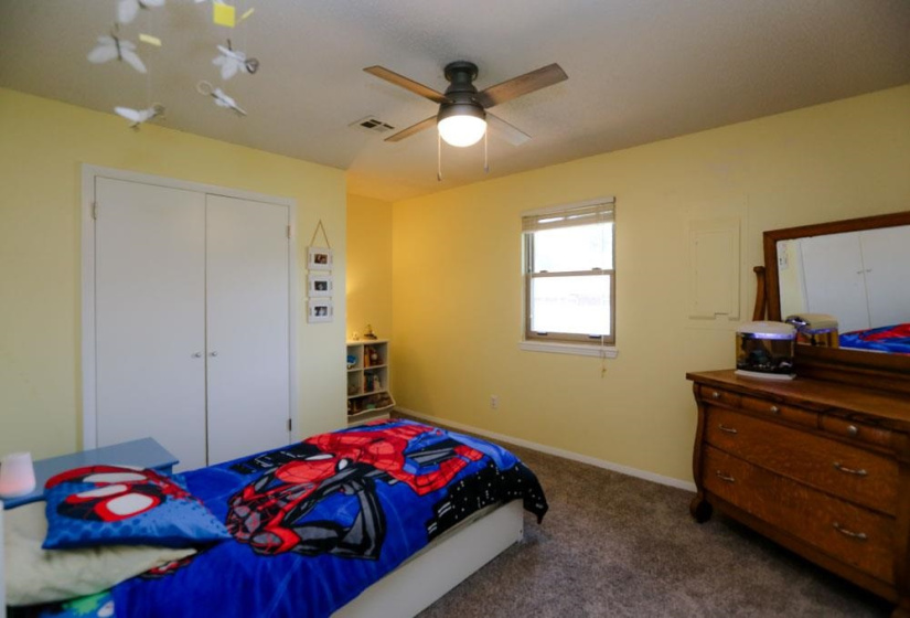 3 Bedrooms Bedrooms, 0 ,2 BathroomsBathrooms,Residential,Single Family,31st,1,132376
