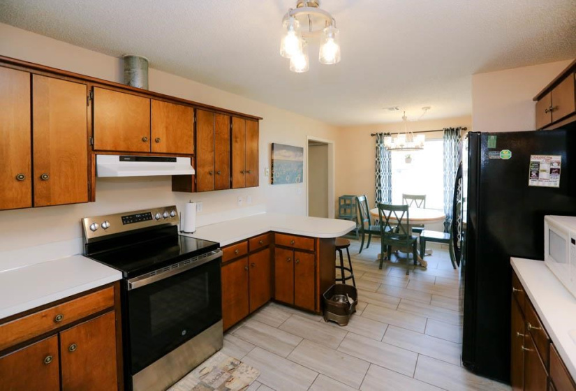 3 Bedrooms Bedrooms, 0 ,2 BathroomsBathrooms,Residential,Single Family,31st,1,132376