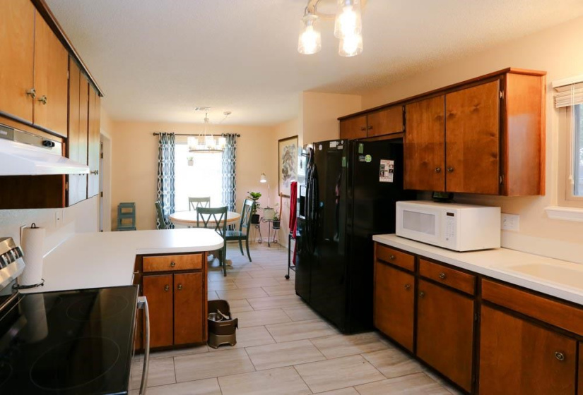 3 Bedrooms Bedrooms, 0 ,2 BathroomsBathrooms,Residential,Single Family,31st,1,132376