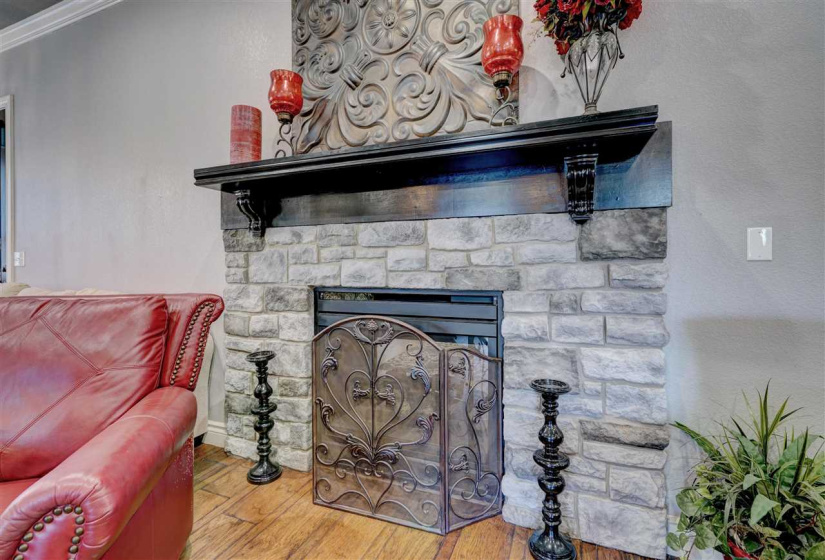 4 Bedrooms Bedrooms, ,4 BathroomsBathrooms,Residential,Single Family,Highway 51,2,132368