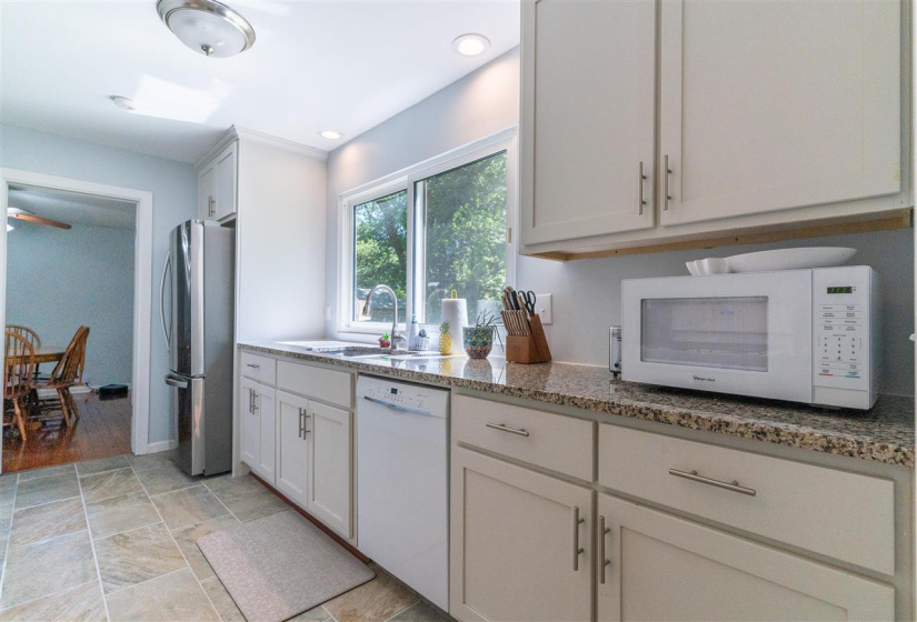 3 Bedrooms Bedrooms, ,2 BathroomsBathrooms,Residential,Single Family,Crescent,1.5,132381