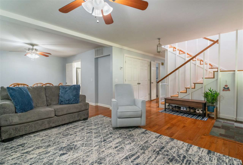 3 Bedrooms Bedrooms, ,2 BathroomsBathrooms,Residential,Single Family,Crescent,1.5,132381