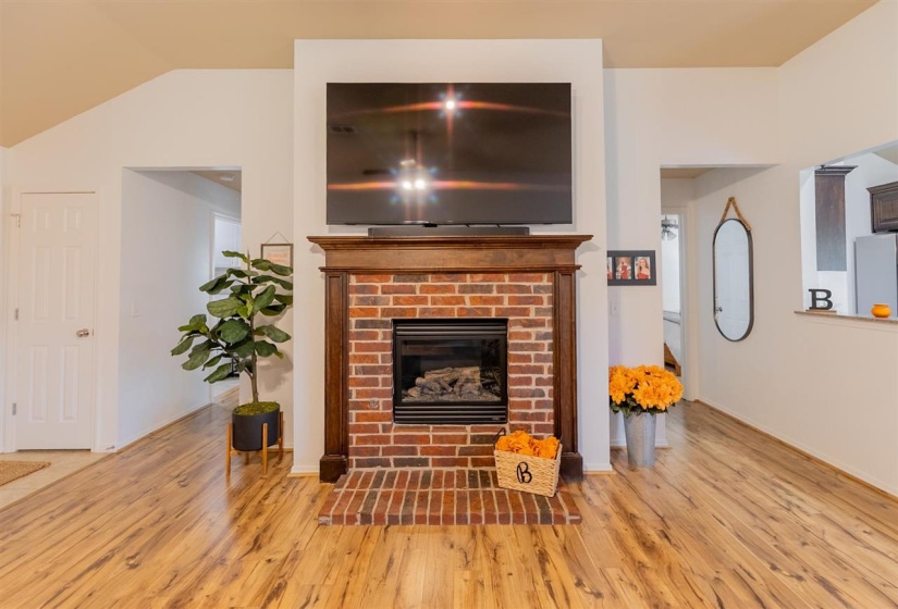 3 Bedrooms Bedrooms, 0 ,2 BathroomsBathrooms,Residential,Single Family,Aggie,1,132382