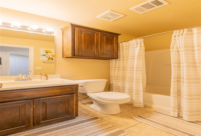 3 Bedrooms Bedrooms, 0 ,2 BathroomsBathrooms,Residential,Single Family,Aggie,1,132382
