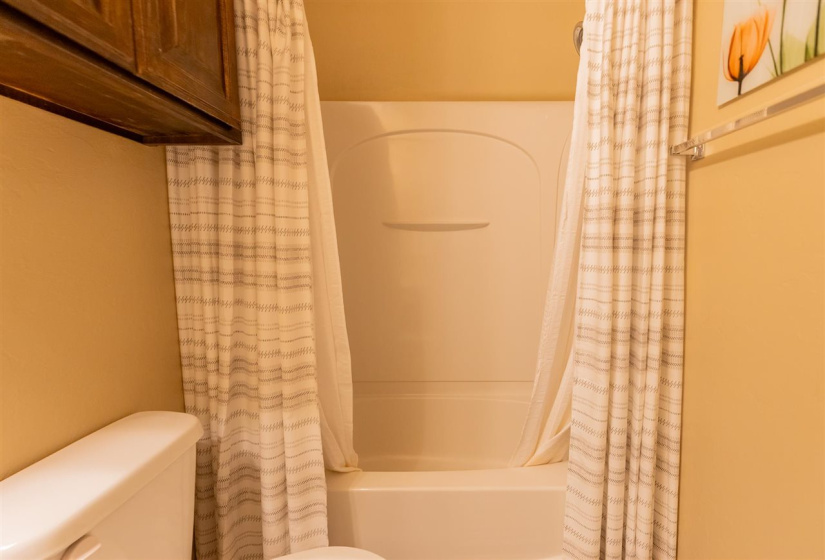 3 Bedrooms Bedrooms, 0 ,2 BathroomsBathrooms,Residential,Single Family,Aggie,1,132382