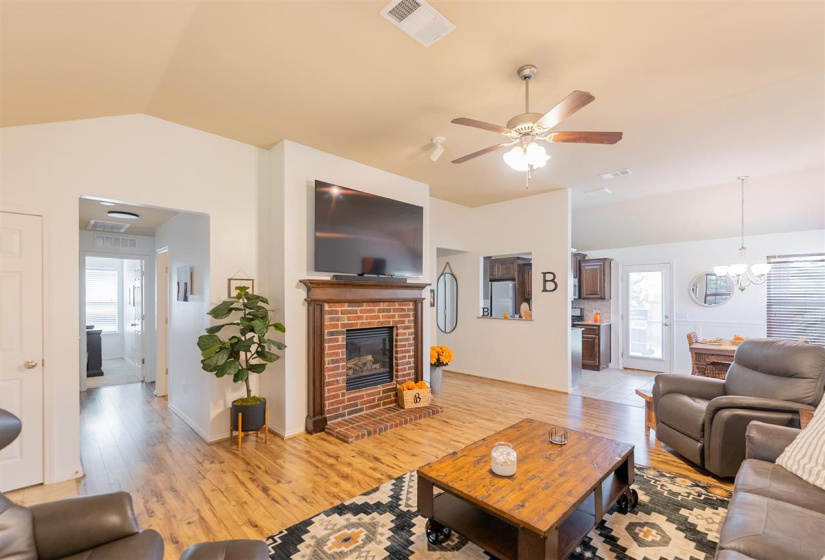 3 Bedrooms Bedrooms, 0 ,2 BathroomsBathrooms,Residential,Single Family,Aggie,1,132382