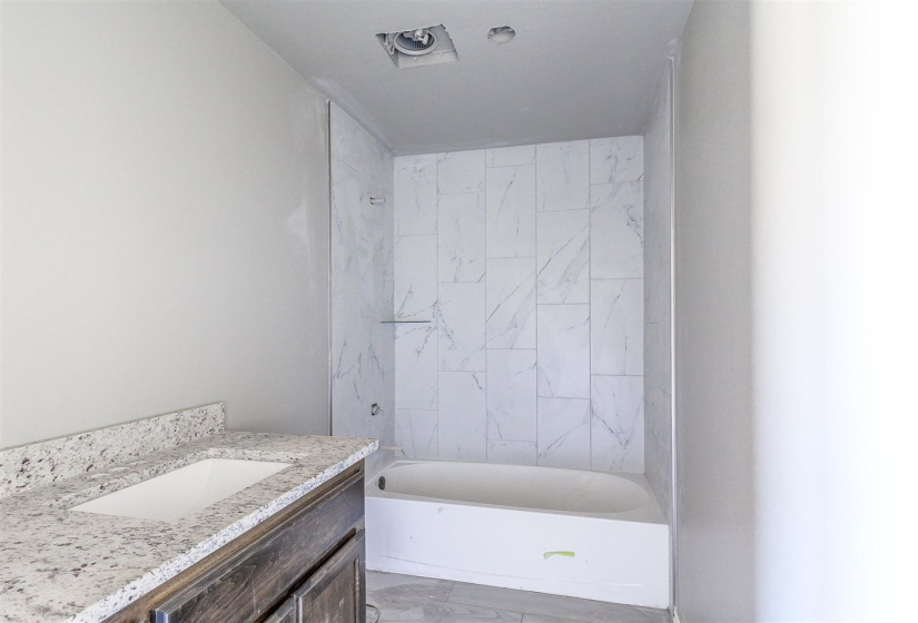 5 Bedrooms Bedrooms, ,3 BathroomsBathrooms,Residential,Single Family,Cover,1,132383
