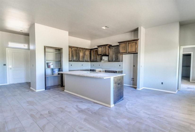 5 Bedrooms Bedrooms, ,3 BathroomsBathrooms,Residential,Single Family,Cover,1,132383
