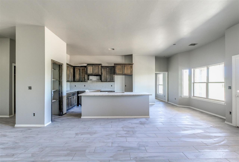 5 Bedrooms Bedrooms, ,3 BathroomsBathrooms,Residential,Single Family,Cover,1,132383