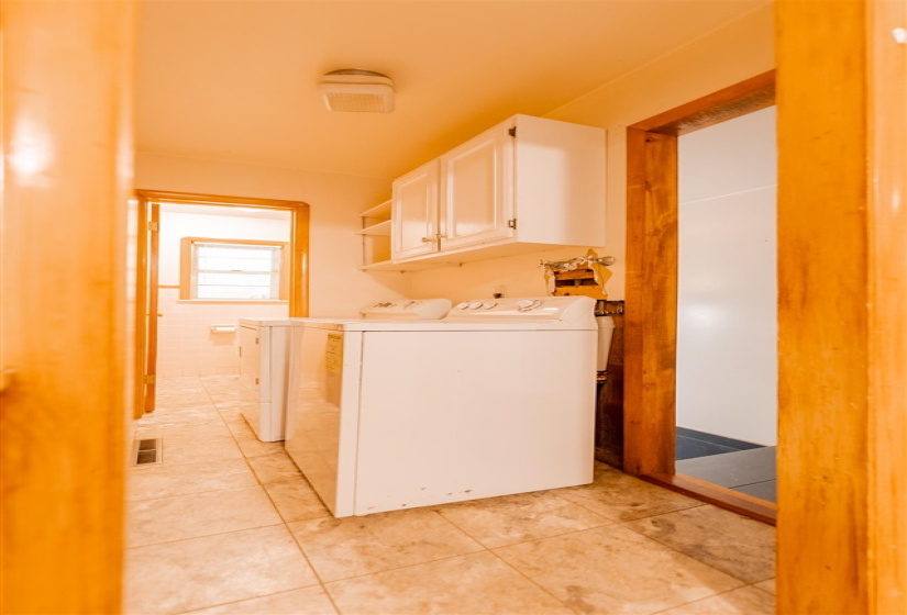 3 Bedrooms Bedrooms, 0 ,2 BathroomsBathrooms,Residential,Single Family,9th,1,132387