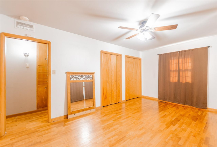 3 Bedrooms Bedrooms, 0 ,2 BathroomsBathrooms,Residential,Single Family,9th,1,132387