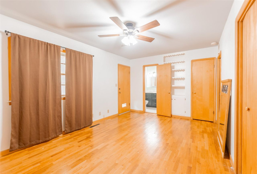 3 Bedrooms Bedrooms, 0 ,2 BathroomsBathrooms,Residential,Single Family,9th,1,132387