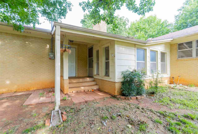 3 Bedrooms Bedrooms, 0 ,2 BathroomsBathrooms,Residential,Single Family,9th,1,132387