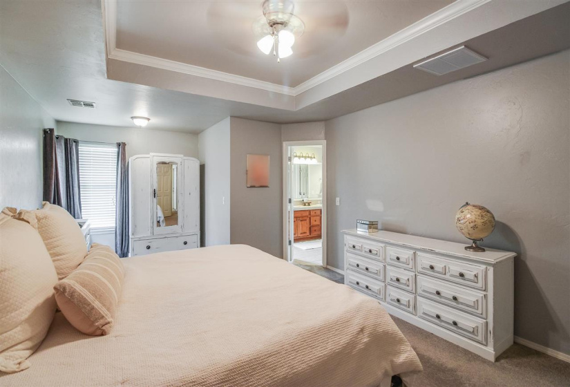 3 Bedrooms Bedrooms, 0 ,2 BathroomsBathrooms,Residential,Single Family,Lauren,1,132396