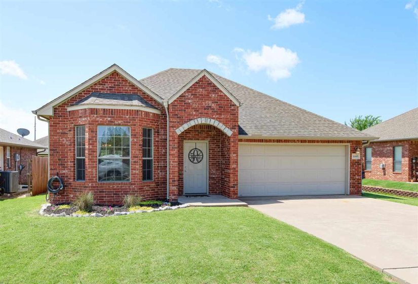 3 Bedrooms Bedrooms, 0 ,2 BathroomsBathrooms,Residential,Single Family,Lauren,1,132396