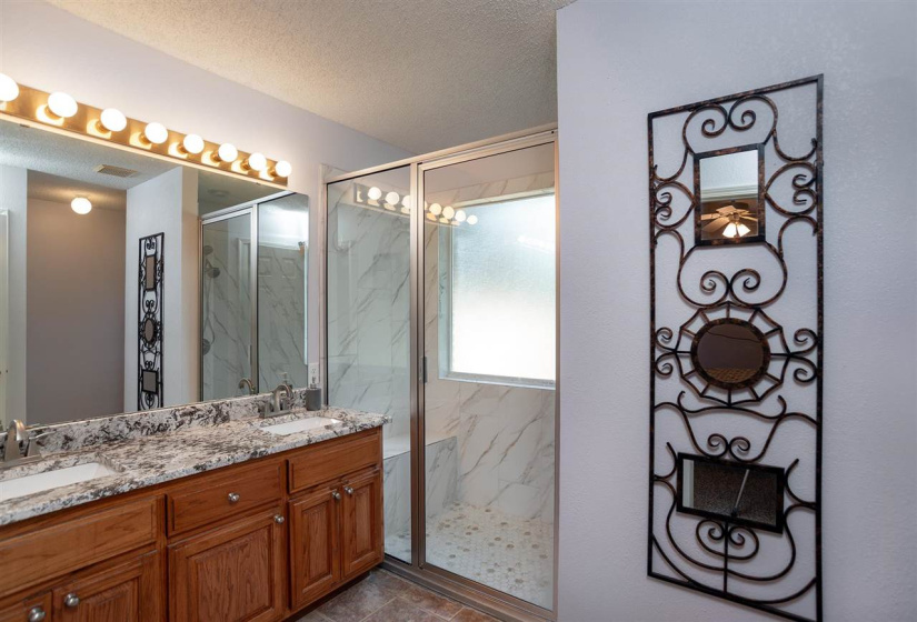 4 Bedrooms Bedrooms, 0 ,2 BathroomsBathrooms,Residential,Single Family,1st,1,132398