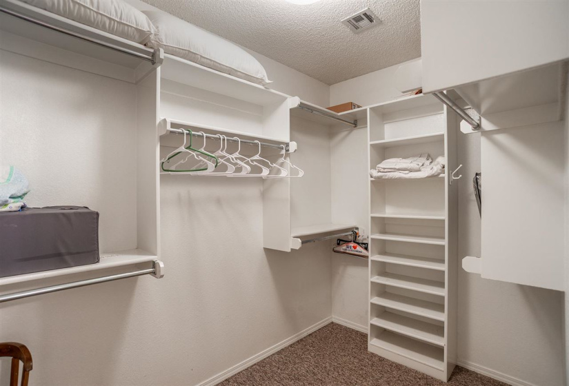 4 Bedrooms Bedrooms, 0 ,2 BathroomsBathrooms,Residential,Single Family,1st,1,132398