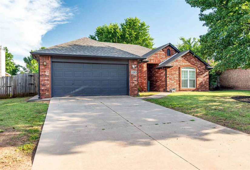 4 Bedrooms Bedrooms, 0 ,2 BathroomsBathrooms,Residential,Single Family,1st,1,132398