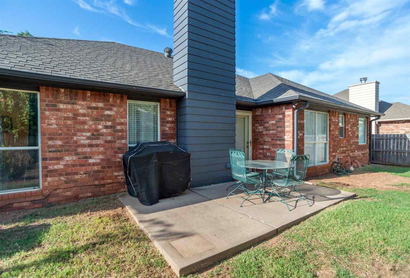 4 Bedrooms Bedrooms, 0 ,2 BathroomsBathrooms,Residential,Single Family,1st,1,132398