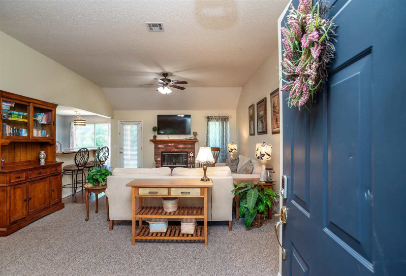 4 Bedrooms Bedrooms, 0 ,2 BathroomsBathrooms,Residential,Single Family,1st,1,132398