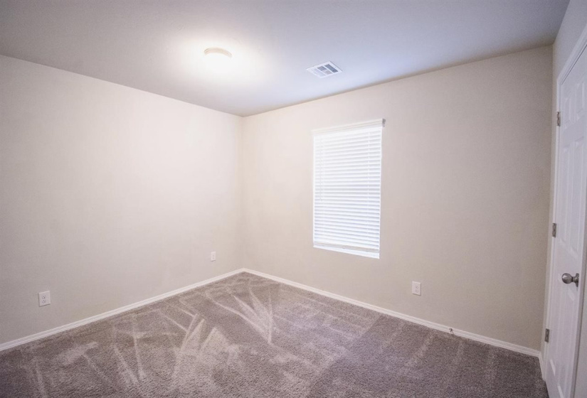 3 Bedrooms Bedrooms, 0 ,2 BathroomsBathrooms,Residential,Single Family,Kinder Wells,1,132400