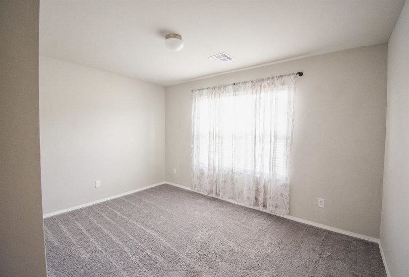 3 Bedrooms Bedrooms, 0 ,2 BathroomsBathrooms,Residential,Single Family,Kinder Wells,1,132400