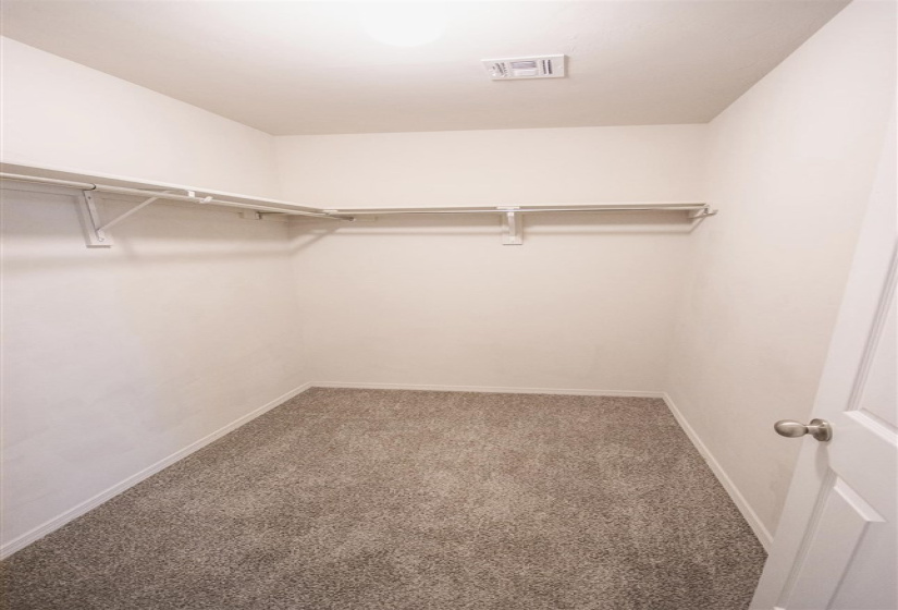 3 Bedrooms Bedrooms, 0 ,2 BathroomsBathrooms,Residential,Single Family,Kinder Wells,1,132400