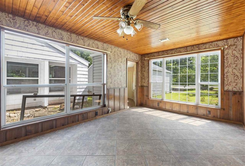 4 Bedrooms Bedrooms, 0 ,2 BathroomsBathrooms,Residential,Single Family,Washington,2,132405