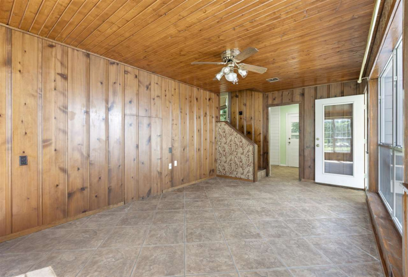 4 Bedrooms Bedrooms, 0 ,2 BathroomsBathrooms,Residential,Single Family,Washington,2,132405