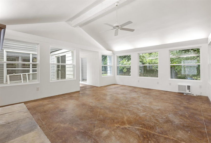 4 Bedrooms Bedrooms, 0 ,2 BathroomsBathrooms,Residential,Single Family,Washington,2,132405