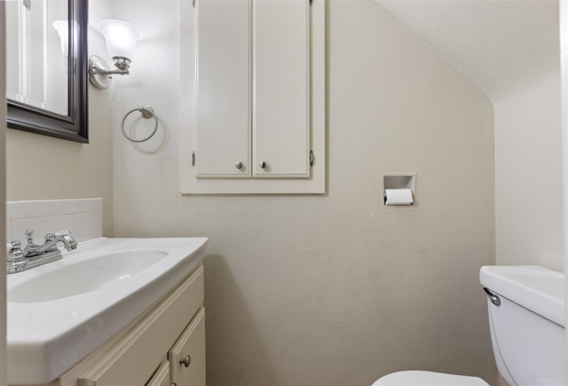 4 Bedrooms Bedrooms, 0 ,2 BathroomsBathrooms,Residential,Single Family,Washington,2,132405