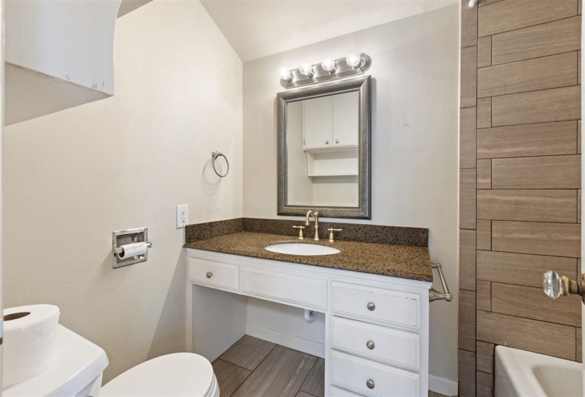 4 Bedrooms Bedrooms, 0 ,2 BathroomsBathrooms,Residential,Single Family,Washington,2,132405