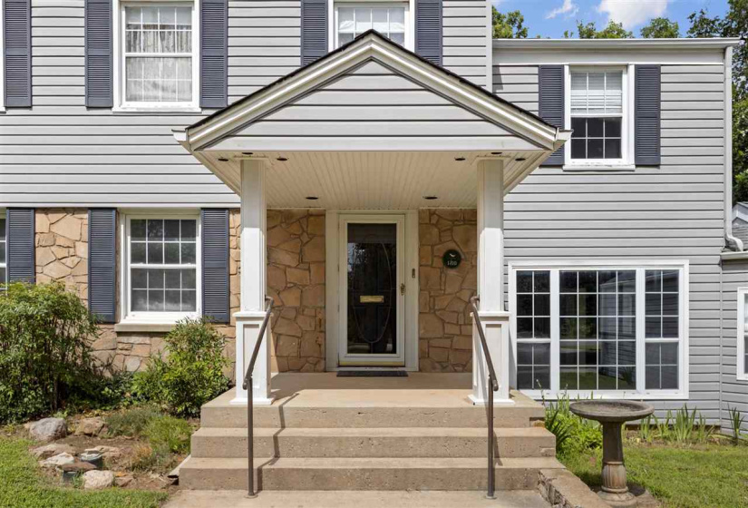 4 Bedrooms Bedrooms, 0 ,2 BathroomsBathrooms,Residential,Single Family,Washington,2,132405