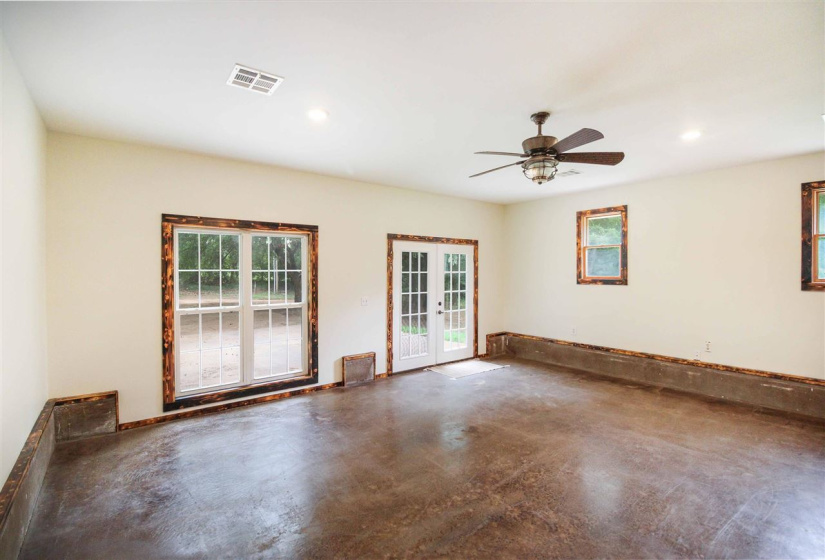 6 Bedrooms Bedrooms, 0 ,3 BathroomsBathrooms,Residential,Single Family,128th,2,132429