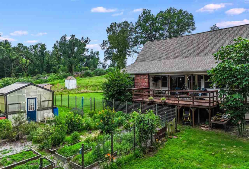 6 Bedrooms Bedrooms, 0 ,3 BathroomsBathrooms,Residential,Single Family,128th,2,132429