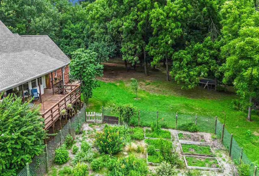 6 Bedrooms Bedrooms, 0 ,3 BathroomsBathrooms,Residential,Single Family,128th,2,132429