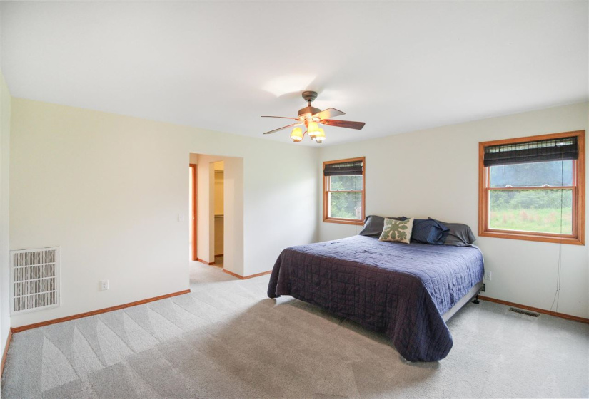 6 Bedrooms Bedrooms, 0 ,3 BathroomsBathrooms,Residential,Single Family,128th,2,132429